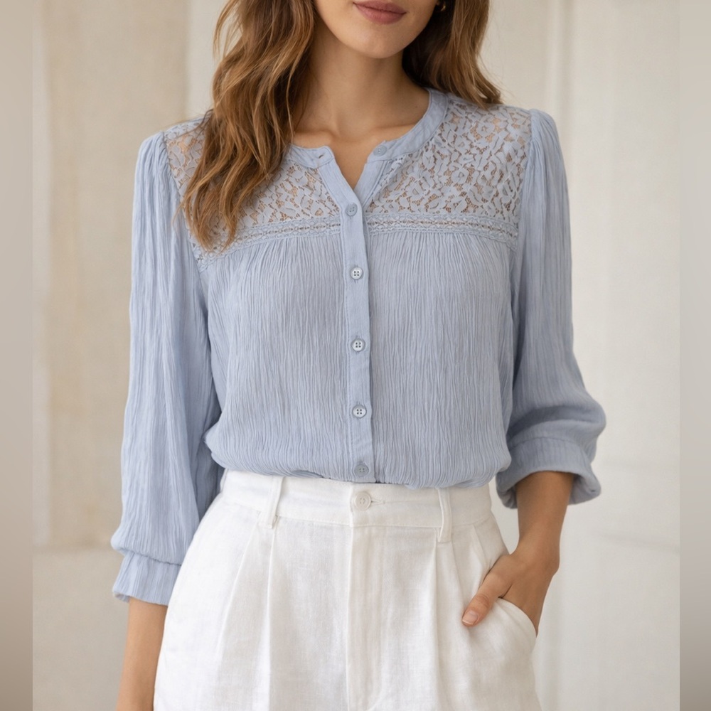 🛍️3 For $10🛍️ Angels Powder Blue Gauzy Lace Long Sleeve Top, Size S